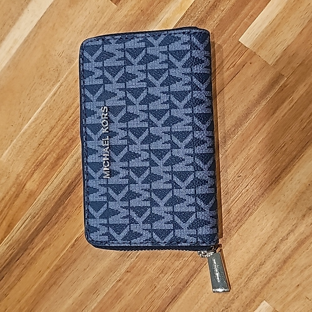 Michael Kors wallet blue with silver